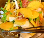秋です☆柿と生ハムのサラダ